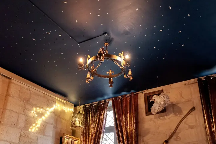 Le plafond peint en ciel étoilé